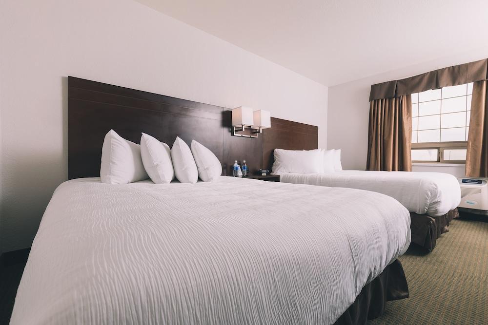 Service And Hotel Grande Prairie