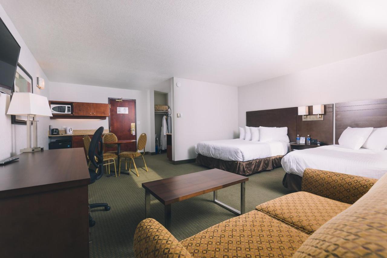 Hotel Service And 3*